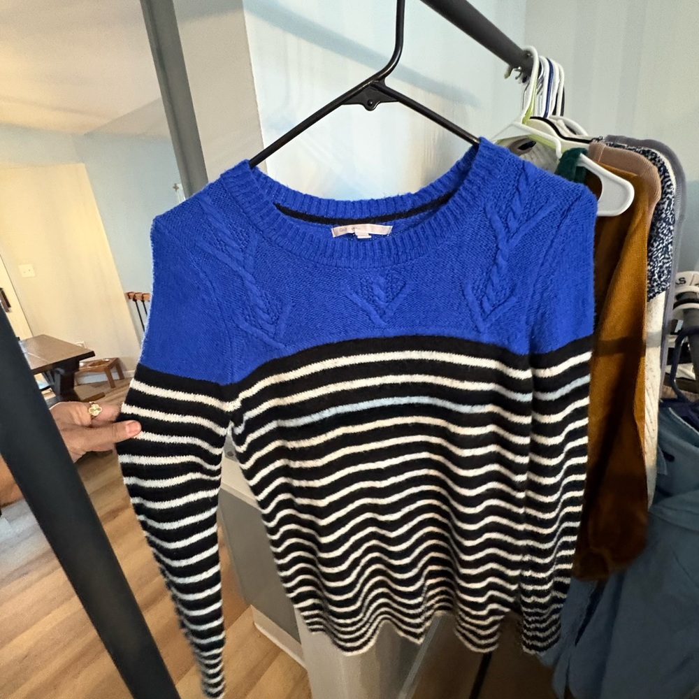 GAP Women's Royal Blue and Black Striped Sweater